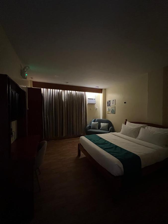 Rufana Suites Moalboal Exterior foto